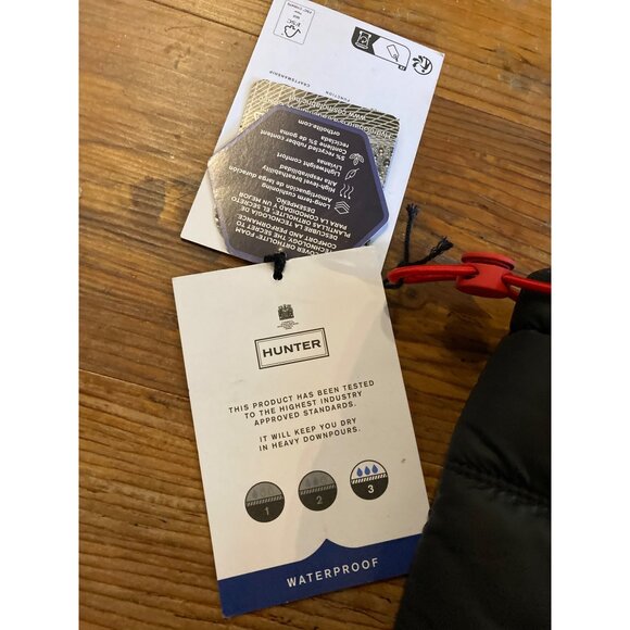 Hunter Intrepid Black Tall Snow Waterproof Puffer Boots Women 7 US 38 EU New - Picture 5 of 7